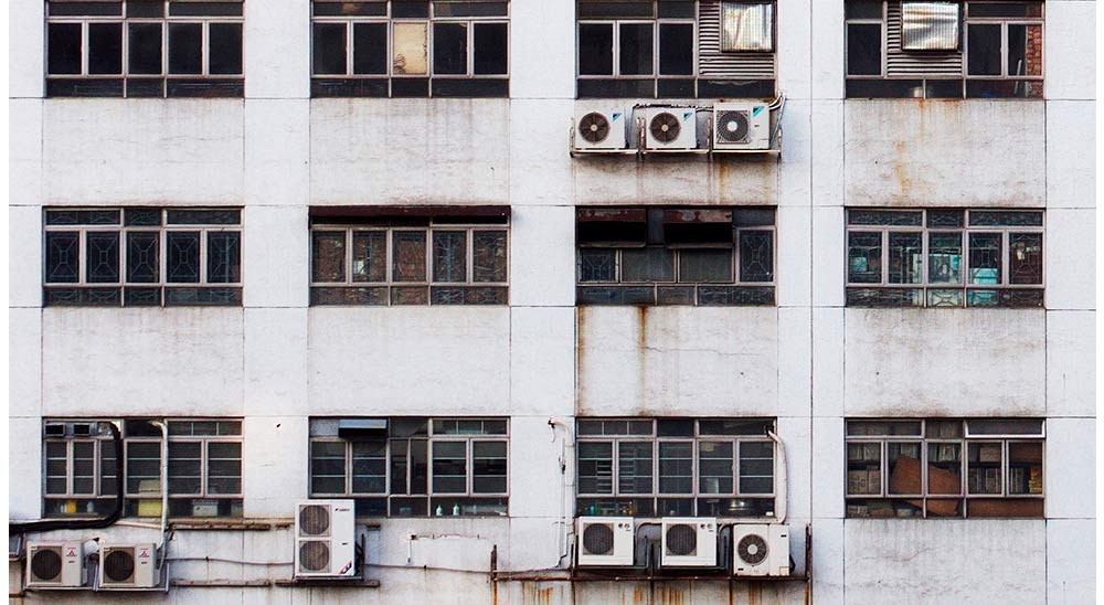 Which Air Conditioner consumes less power?